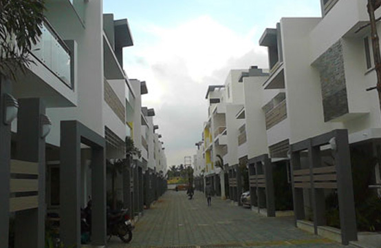 Sreenivas Le Paradis